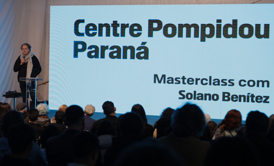 Masterclass com arquiteto Solano Benítez nesta sexta-feira (05) sobre o projeto arquitetônico do Centre Pompidou Paraná, em Foz do Iguaçu. Foto: Geraldo Bubniak/AEN