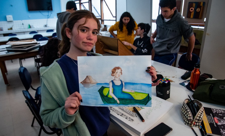 “Calderari: amar, além do mar” une trajetória do artista paranaense às criações de jovens talentos