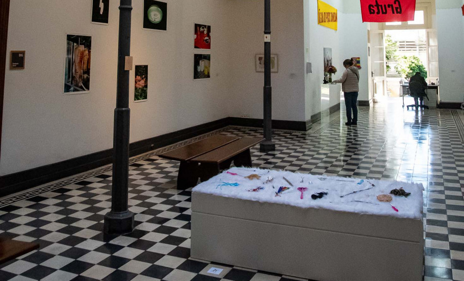Exposição “TUDO BEM BOMBOM” vai integrar o III Festival da Palavra