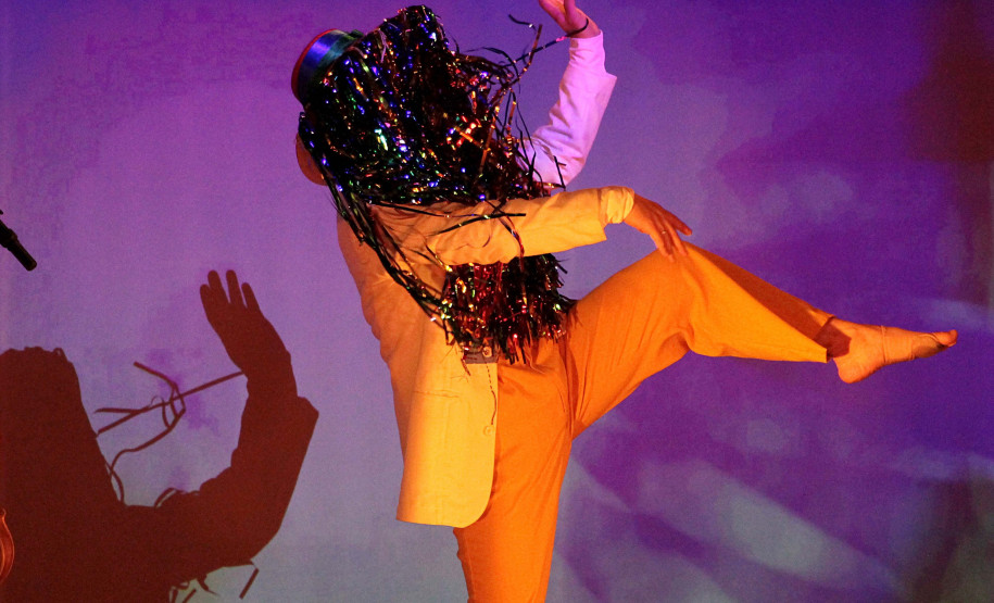 Biblioteca Pública do Paraná - Entre a quarta-feira (10) e o sábado (13), a BPP recebe o III Festival da Palavra. Além da programação normal, serão realizadas diversas atividades gratuitas, como oficinas, palestras, lançamento de livro e exibição de peça teatral, em parceria com a Fundação Cultural de Curitiba (FCC).