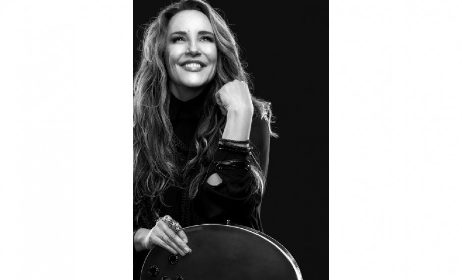 Centro Cultural Teatro Guaíra - Auditório Bento Munhoz da Rocha Neto - Ana Carolina – 25 Anas: – A cantora e compositora Ana Carolina celebra 25 anos de carreira com a turnê “25 Anas”, que chega ao palco do Auditório Bento Munhoz da Rocha Neto (Guairão) nos dias 13 e 14 de setembro (sábado e domingo)