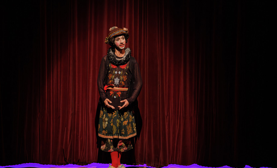 Centro Cultural Teatro Guaíra - Cine Teatro Fênix – Apucarana (Av. Curitiba, 1215, Centro, Apucarana) - GAG – A G2 Cia. de Dança Teatro Guaíra leva a Apucarana o espetáculo “GAG – Uma livre adaptação de Heinrich von Kleist sobre o Teatro de Marionetes”.