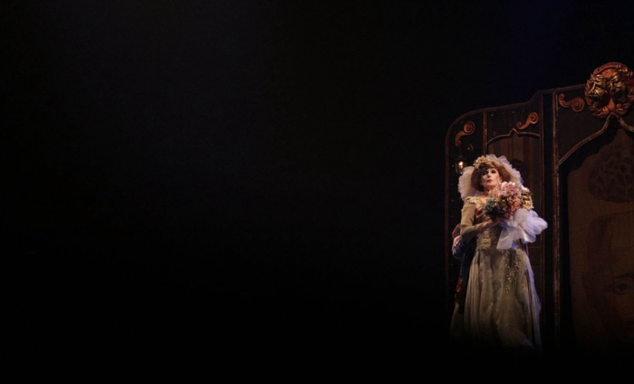 Com teatro lotado, G2 Cia. de Dança encerra 35º Festival de Cascavel