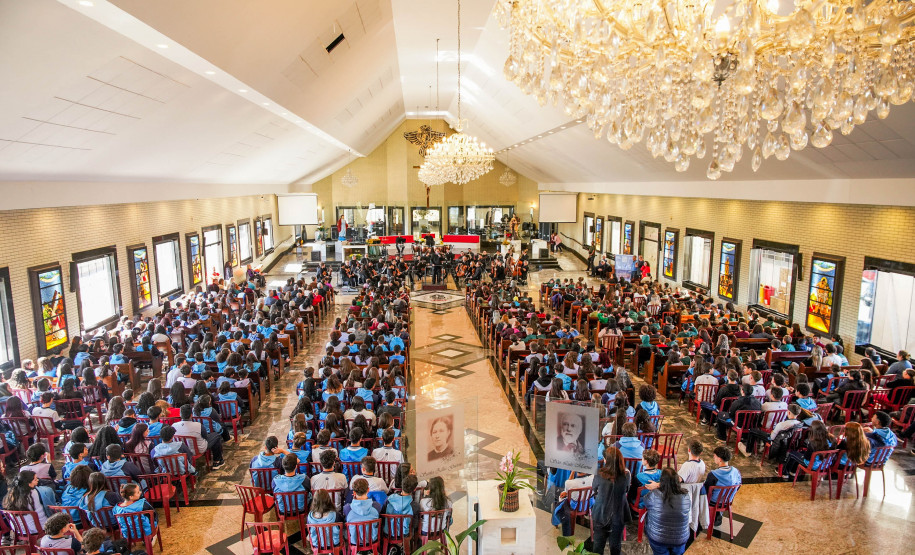 Orquestra Sinfônica do Paraná encanta público em primeira apresentação em Colombo