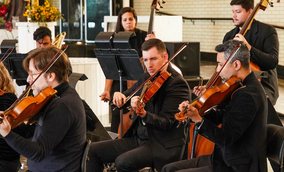 Orquestra Sinfônica do Paraná encanta público em primeira apresentação em Colombo