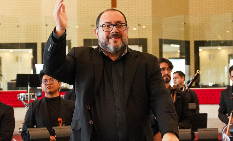 Orquestra Sinfônica do Paraná encanta público em primeira apresentação em Colombo