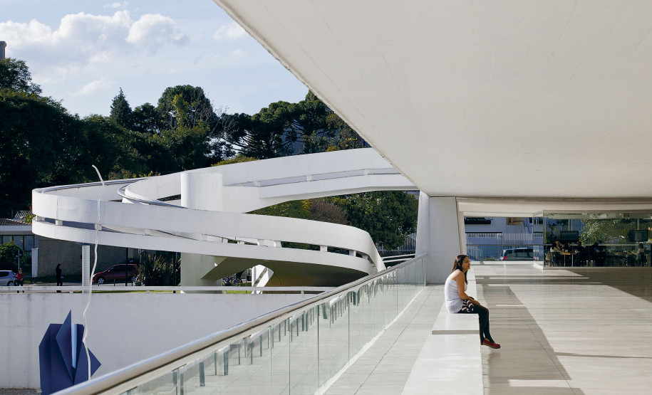 Museu Oscar Niemeyer divulga horário especial de funcionamento para o feriado