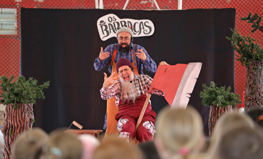 Guairinha recebe "Os Lenhadores", espetáculo que narra ganância e esperança