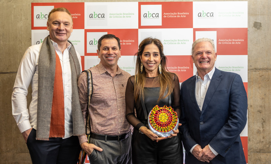 Obras de Poty: exposição do MON recebe prêmio de melhor do ano da ABCA