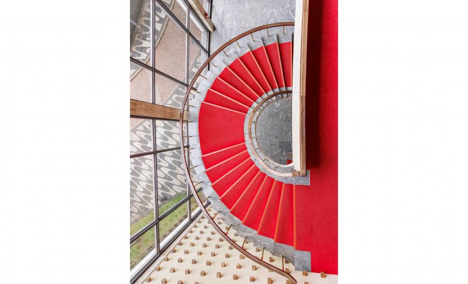 Teatro Guaíra é indicado ao Prêmio Cenym como melhor casa de espetáculos do Brasil