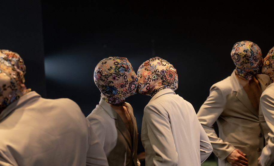 Balé Teatro Guaíra se apresenta no Sommerballet, realizado no icônico Teatro Bellevue.