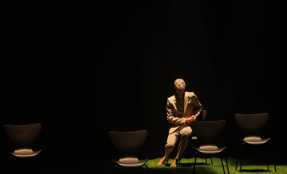 Balé Teatro Guaíra: duas noites de casa cheia marcam sucesso de V.I.C.A. e Stol no Guairinha