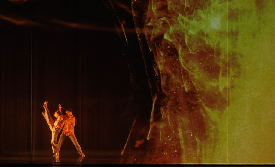 Balé Teatro Guaíra: duas noites de casa cheia marcam sucesso de V.I.C.A. e Stol no Guairinha