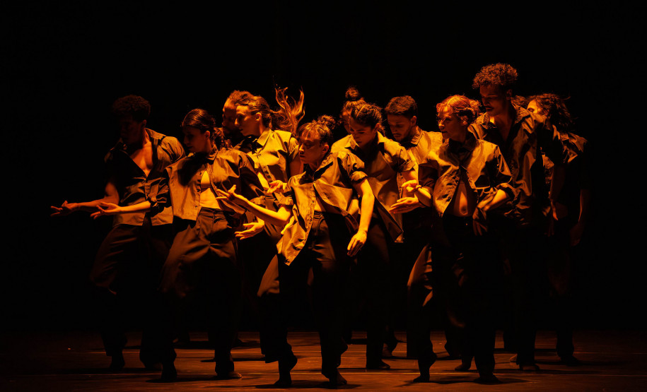 Balé Teatro Guaíra: duas noites de casa cheia marcam sucesso de V.I.C.A. e Stol no Guairinha