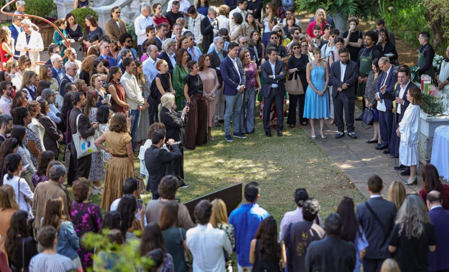 O governador Carlos Massa Ratinho Junior recepcionou nesta quarta-feira (3), em São Paulo, o presidente do Centre Pompidou, Laurent Le Bon, que chega ao Brasil para o início das ativações do Centre Pompidou Paraná, que acontecem nesta semana em Foz do Iguaçu