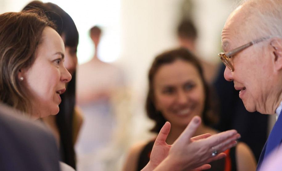 O governador Carlos Massa Ratinho Junior recepcionou nesta quarta-feira (3), em São Paulo, o presidente do Centre Pompidou, Laurent Le Bon, que chega ao Brasil para o início das ativações do Centre Pompidou Paraná, que acontecem nesta semana em Foz do Iguaçu