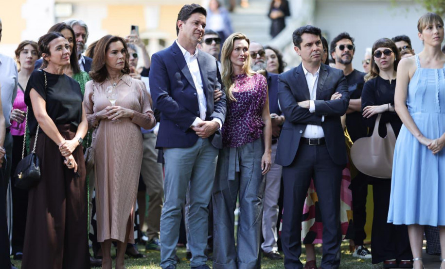 O governador Carlos Massa Ratinho Junior recepcionou nesta quarta-feira (3), em São Paulo, o presidente do Centre Pompidou, Laurent Le Bon, que chega ao Brasil para o início das ativações do Centre Pompidou Paraná, que acontecem nesta semana em Foz do Iguaçu