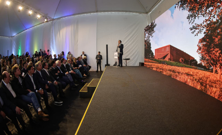 Estado apresenta projeto arquitetônico do Centre Pompidou Paraná; veja o vídeo