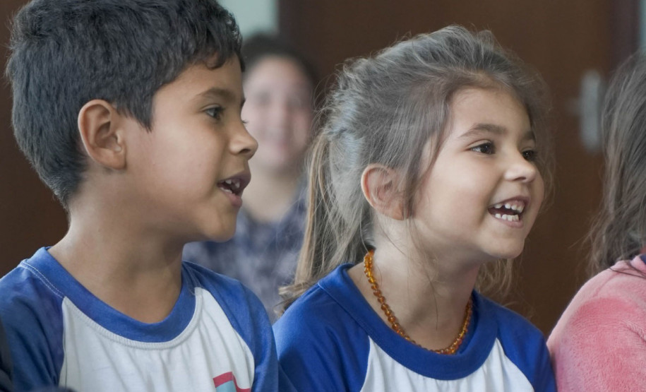 Projeto sobre preservação de oceanos e cultura caiçara acontece em cidades litorâneas até outubro