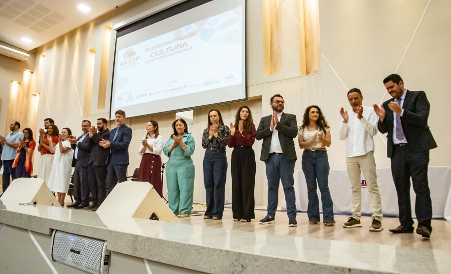 SEEC apresenta política de repasse fundo a fundo no IV Encontro de Cultura do Interior do Paraná