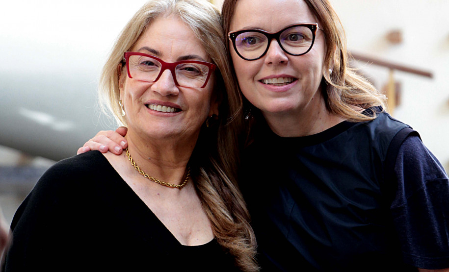 Entrega da reforma do telhado do Teatro Guaíra / parceria da AUDI - Apresentação de Ballet para 600 crianças de escolas públicas.