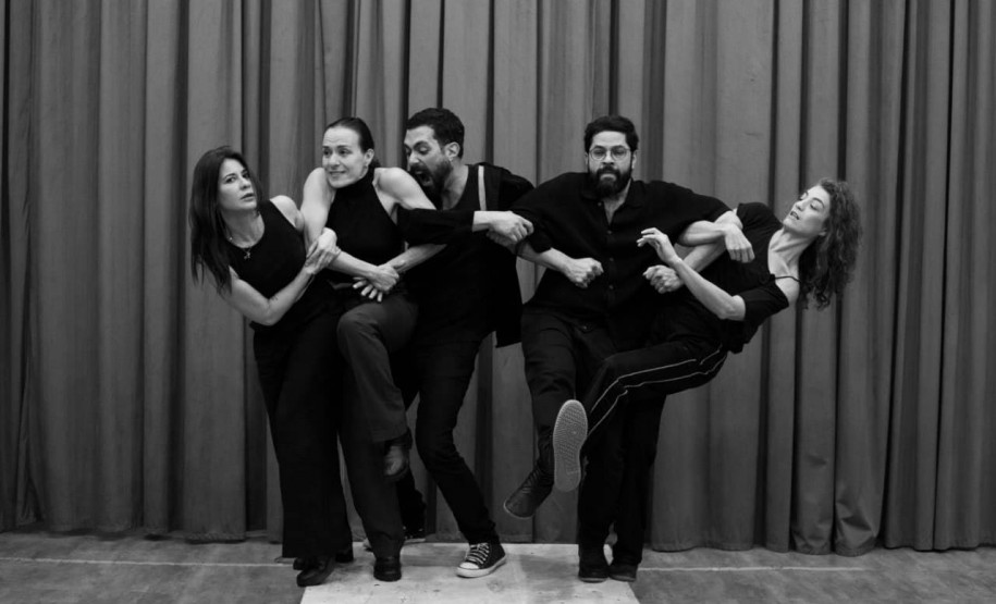 Centro Cultural Teatro Guaíra  -  Teatro José Maria Santos  -  No Céu da Boca – A peça “No Céu da Boca” retorna ao Teatro José Maria Santos com as últimas sessões de 31 de outubro a 2 de novembro.