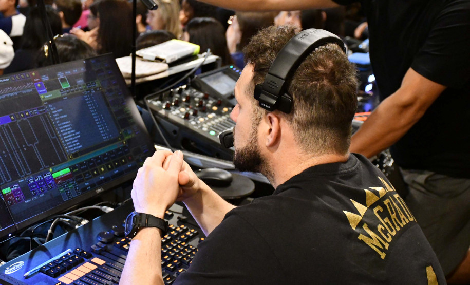 Balé Teatro Guaíra inspira novas gerações em apresentações em Ibiporã