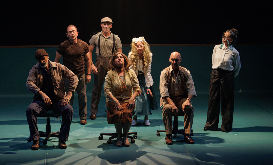 Sucesso de público, “Gregor – uma odisseia patética” volta ao Teatro José Maria Santos