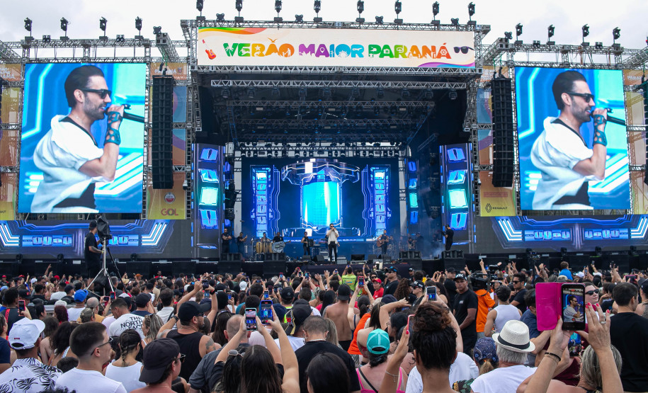 Show da dupla Guilherme e Benuto no Verão Maior Paraná.