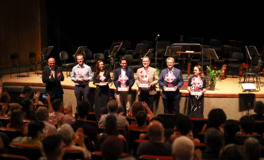 Recepção calorosa do público: Orquestra Sinfônica do Paraná abre o Festival de Música de Maringá