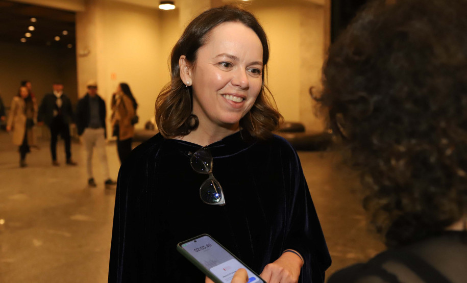 Ópera de Paris e Orquestra Sinfônica do Paraná emocionam Teatro Guaíra lotado