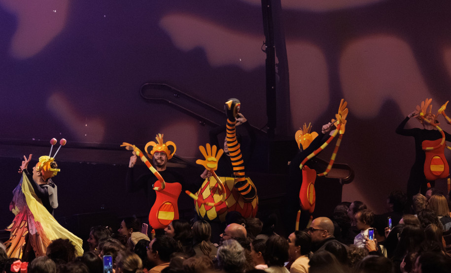 Lendas Brasileiras: crianças se encantam com espetáculo do Balé Teatro Guaíra e Orquestra Sinfônica do Paraná