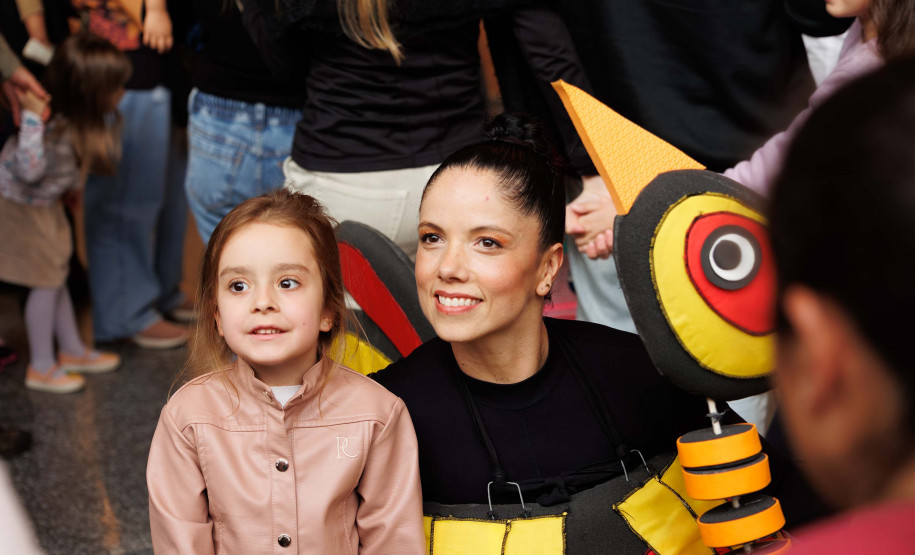 Programa Guaíra para Todos já levou arte a mais de 7.500 crianças em 2025