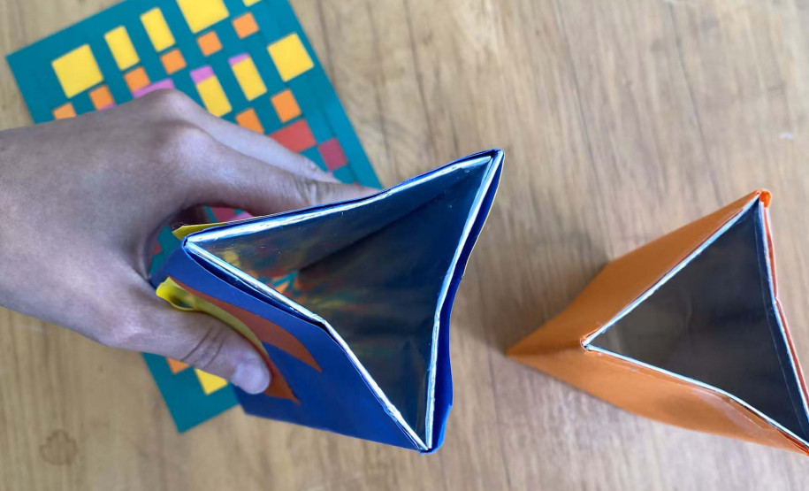 Museu Oscar Niemeyer (MON) - Oficina | Caleidoscópio criativo – Na próxima quarta (15), o MON convida o público a construir um brinquedo óptico semelhante a um caleidoscópio. A atividade é gratuita e acontece no Espaço das Oficinas em duas sessões: às 10h30, e novamente às 14h30, com intérprete de Libras.