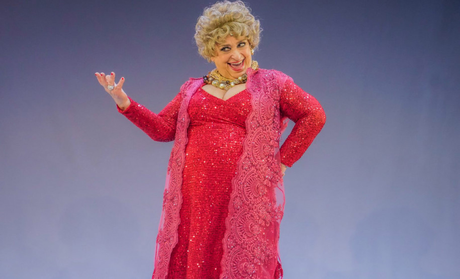 "Nasci pra ser Dercy", de Kiko Rieser, abre o 53º Fenata no dia 9 de novembro