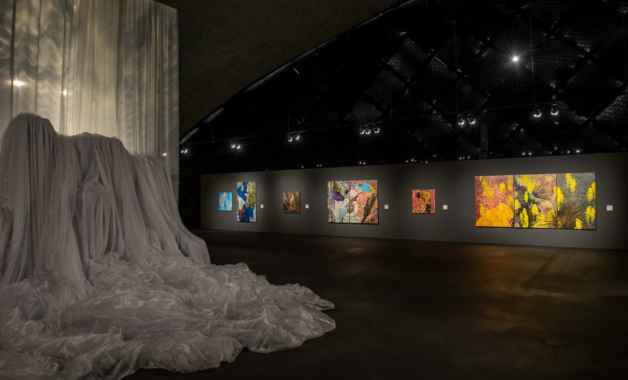 Com oficina de estêncil e interação com exposição, MON divulga agenda de dezembro