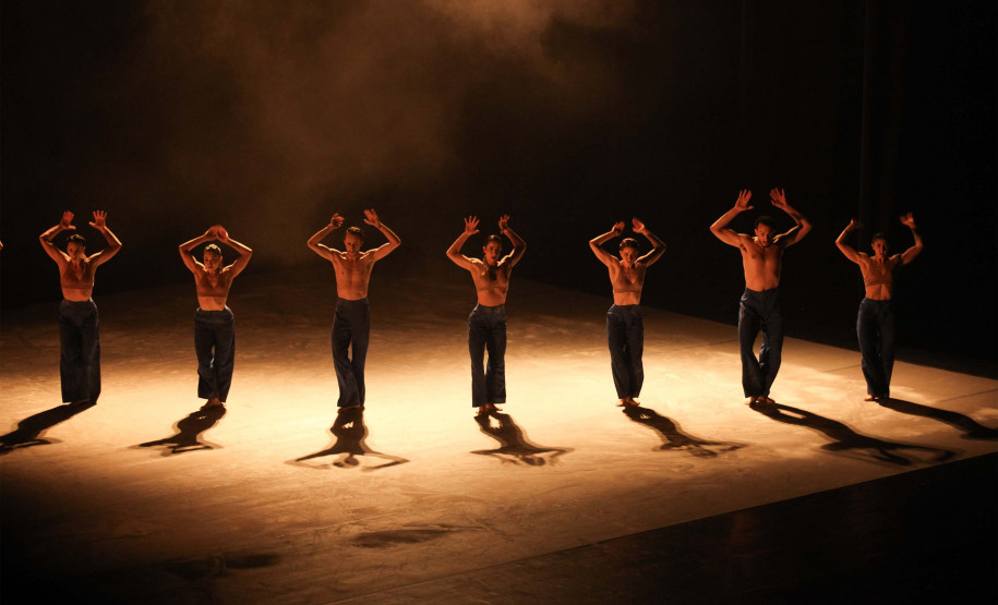 “Contraponto” volta a Curitiba e reúne mais de 4 mil espectadores no Guairão