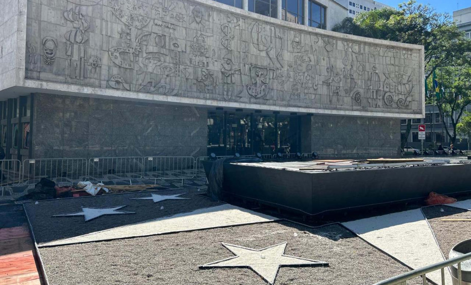 Teatro Guaíra será cenário da abertura oficial do Natal de Curitiba 2025