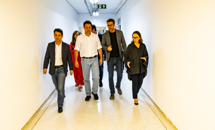 Ratinho Junior celebra preservação da história no lançamento do projeto Memória Paraná