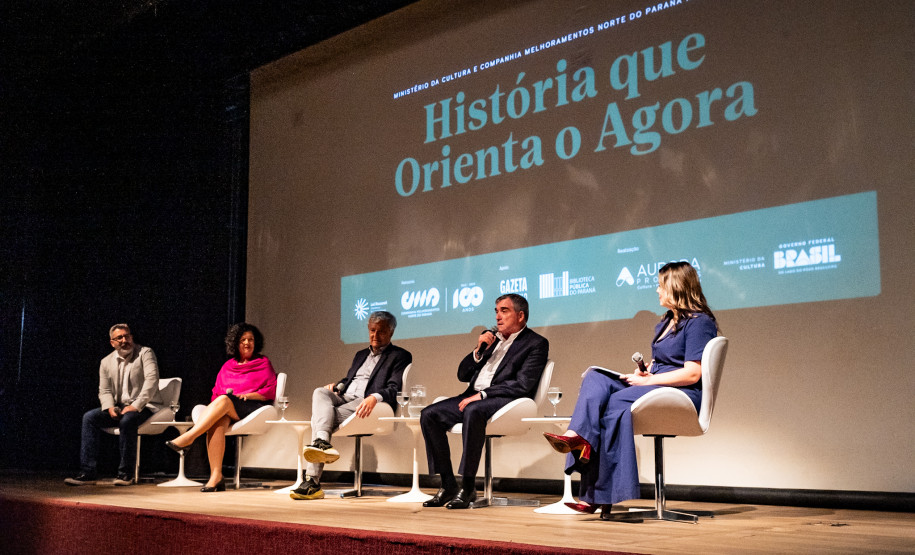 Ratinho Junior celebra preservação da história no lançamento do projeto Memória Paraná