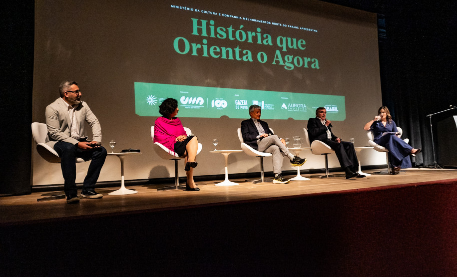 Ratinho Junior celebra preservação da história no lançamento do projeto Memória Paraná
