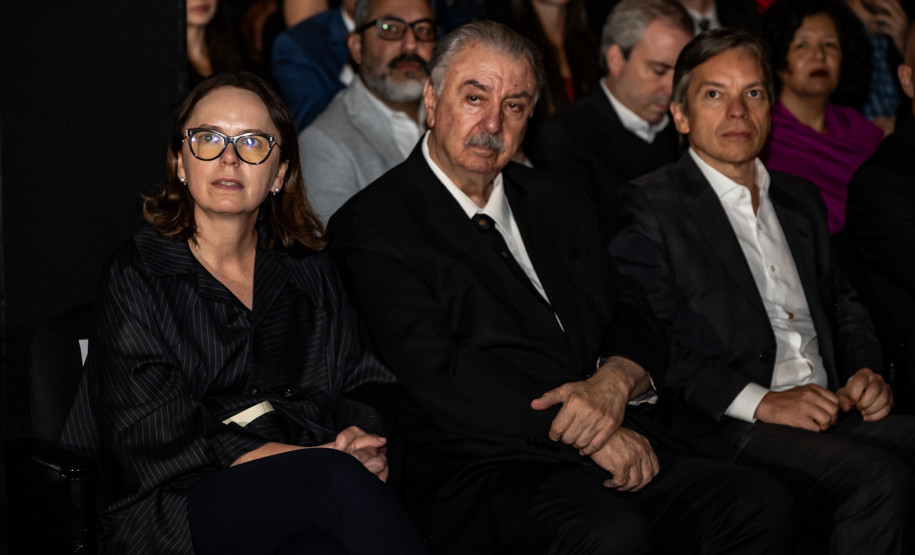 Ratinho Junior celebra preservação da história no lançamento do projeto Memória Paraná