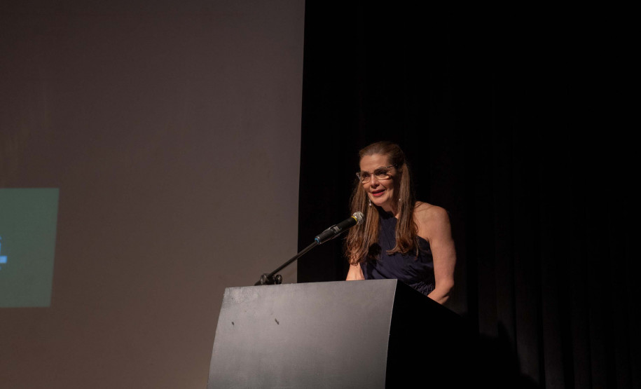 Ratinho Junior celebra preservação da história no lançamento do projeto Memória Paraná