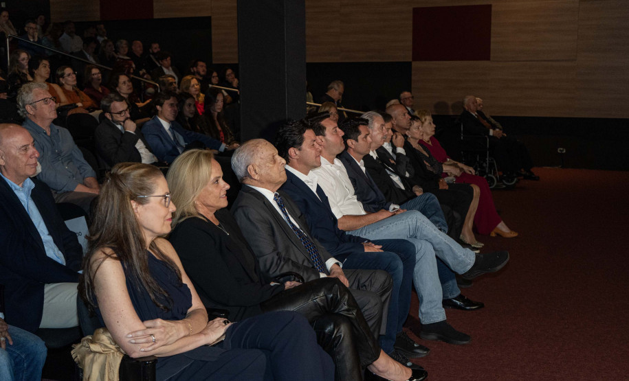 Ratinho Junior celebra preservação da história no lançamento do projeto Memória Paraná