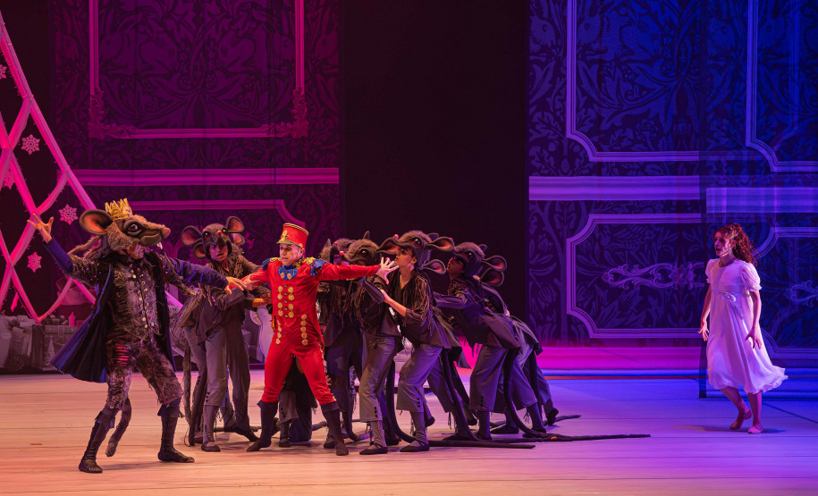 Agenda cultural tem "Quebra-Nozes", novas exposições no MIS-PR e Biblioteca cheia