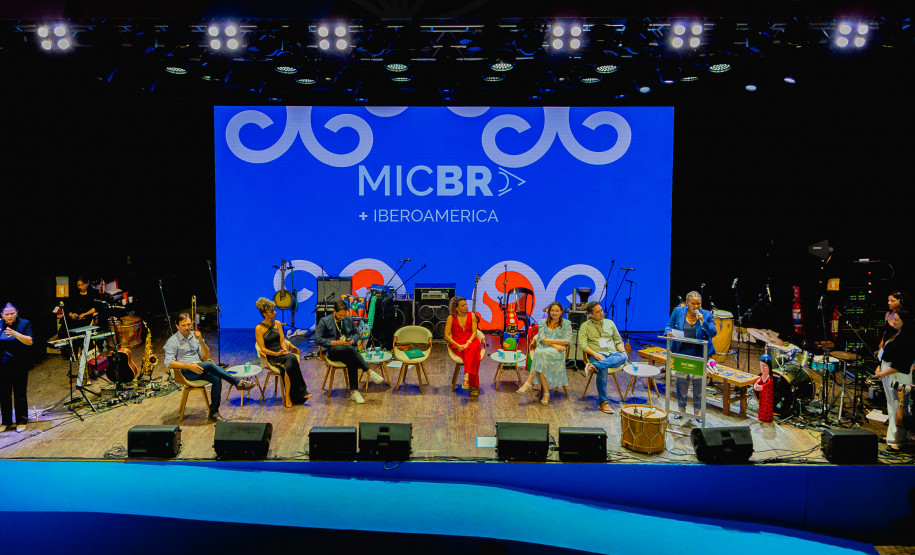 Empreendedores da cultura do Paraná levam projetos ao maior mercado de economia criativa