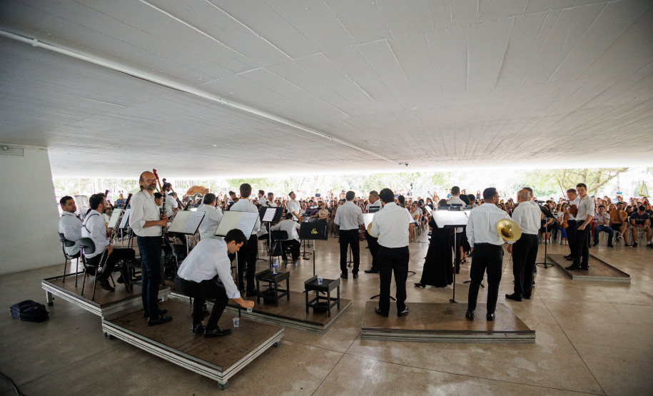 Encerramento da série “Mostly Mozart” leva música clássica a 800 pessoas no MON