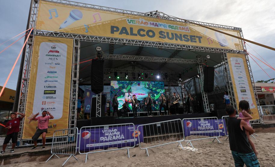 Palco Sunset - Big Time Orquestra