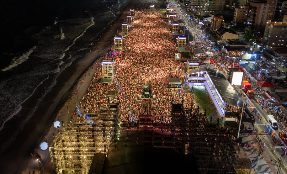 Em duas semanas, mais de 1 milhão de pessoas assistem aos shows do Verão Maior Paraná