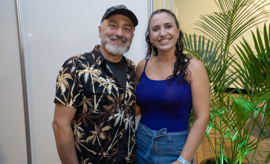 Bruno & Denner e Israel & Rodolffo fazem balada sertaneja para 32 mil pessoas em Pontal do Paraná